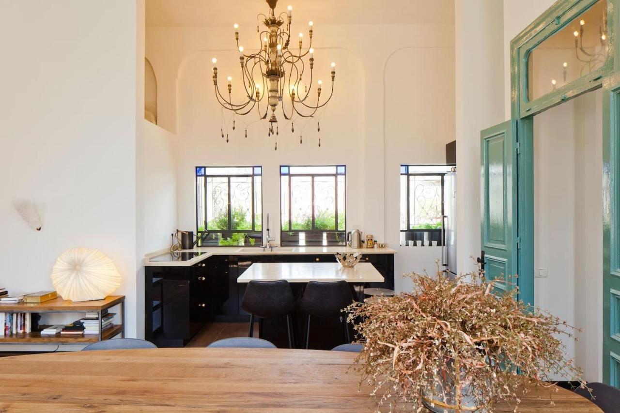 Luxe Jaffa 2 Bedroom By Sea N' Rent * Tel Aviv